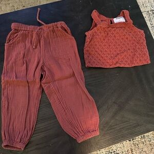Child’s 3T spring summer 2 piece.